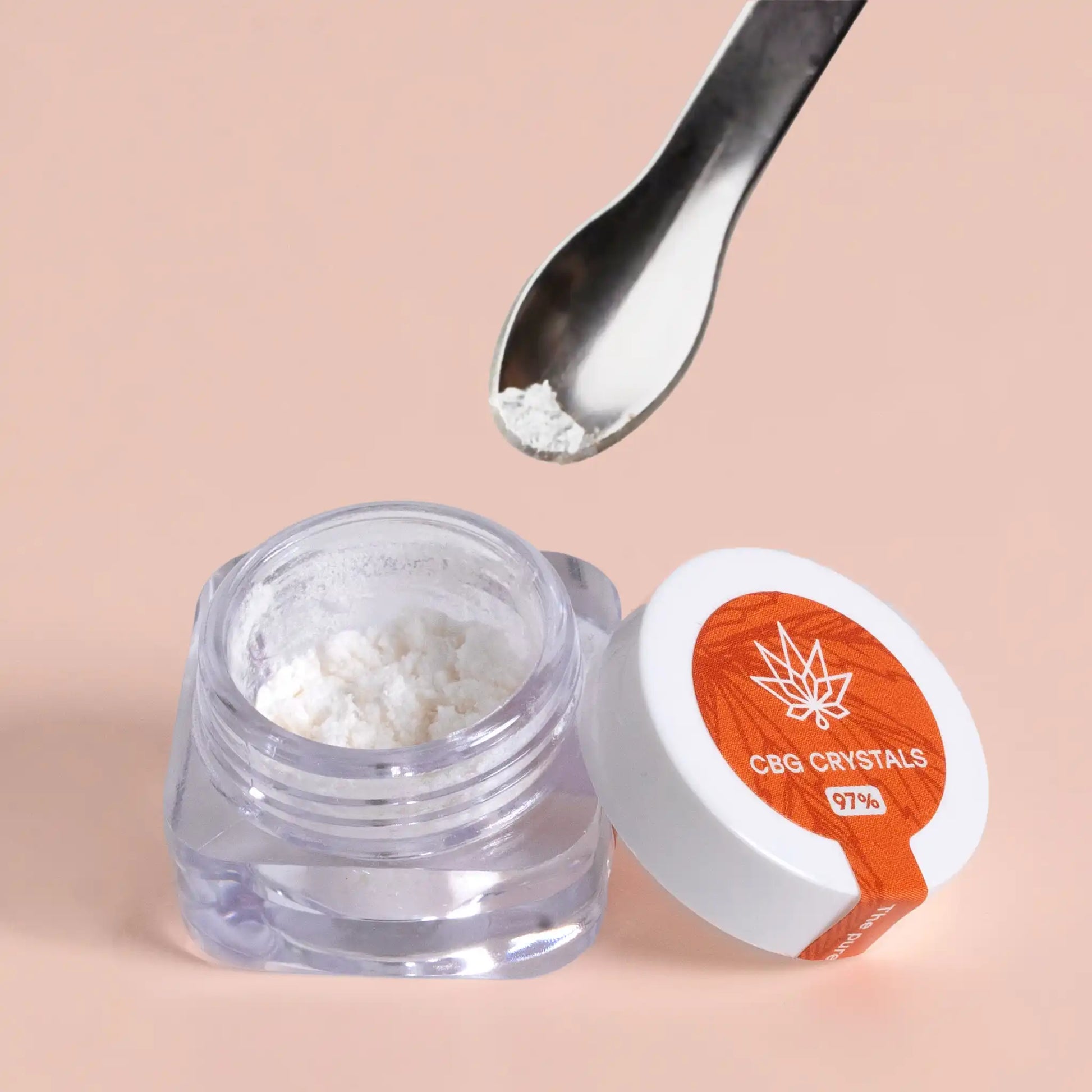 De Crystels worden ingenomen met een lepel.